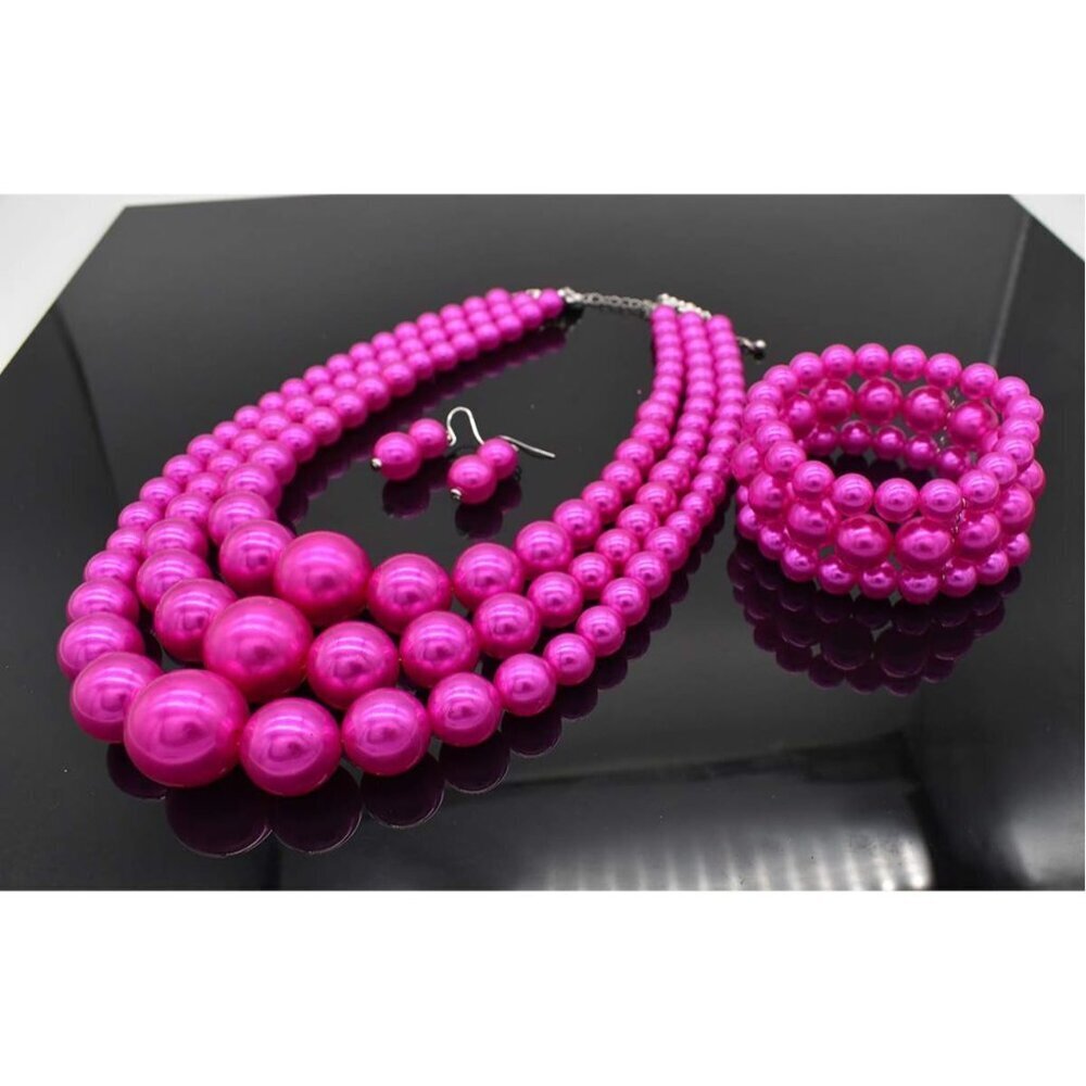 Faux Pearl Necklace and Earring Set Big Chunky Pearls Costume Jewelry - Picture 6 of 6